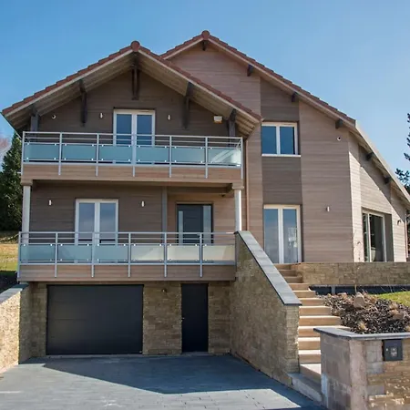 Chalet Horizon 11-Guest Chalet In Gerardmer Sauna Jacuzzi Chalet *